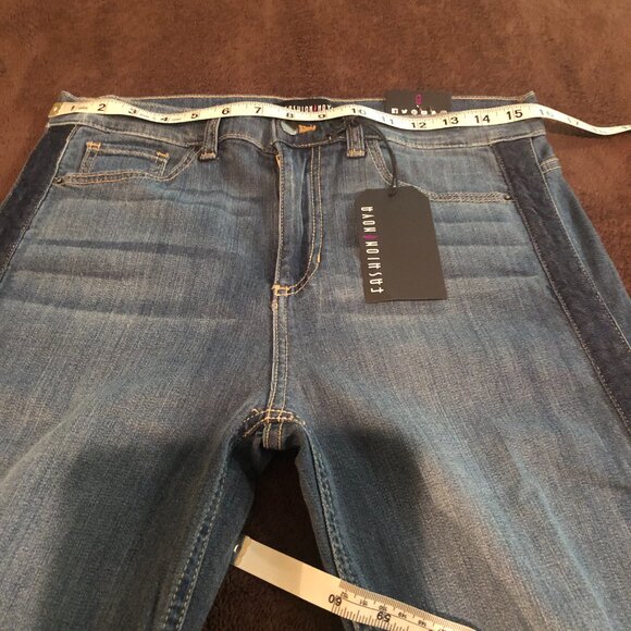 NWT Fashion Nova Jeans Size 9 Dangerous Curves Ahead SPP9723 - Picture 8 of 10